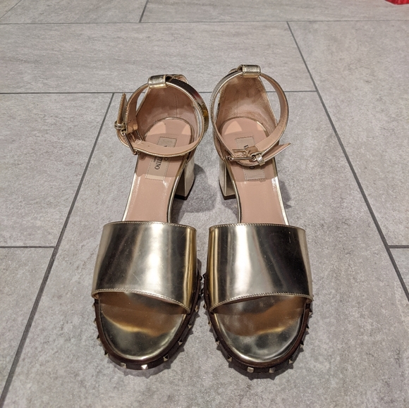 Valentino Shoes - Valentino Garavani Soul Stud Gold Heels 37.5
